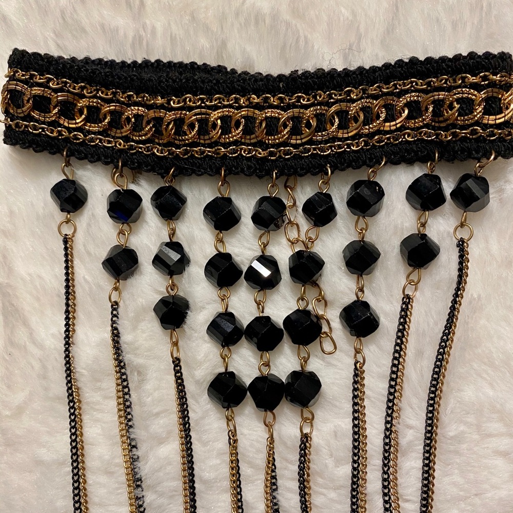 Necklace choker style!!